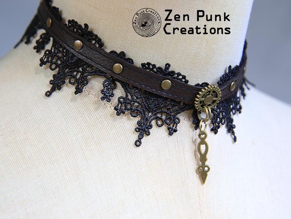 Lace Necklace (black)