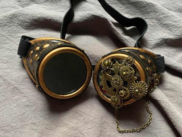 Steampunk goggles